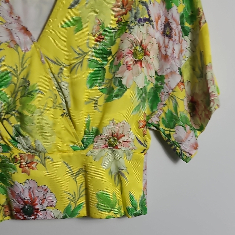 ANTHROPOLOGIE Marika Blouse Floral Yellow Wrap Top In Green Motif Size US 0 - Picture 7 of 16